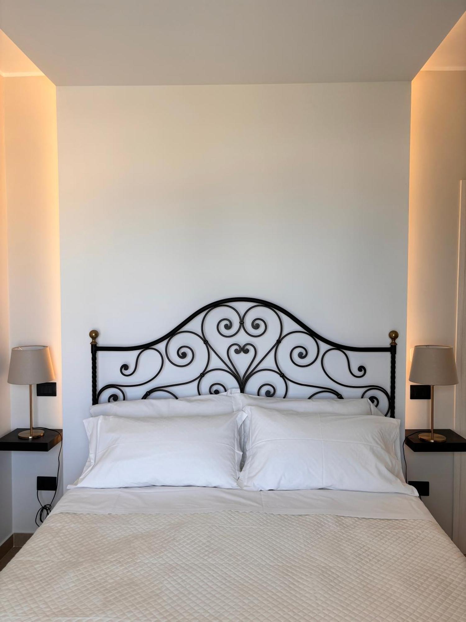 Ig - "Villa Don Antonio" Apartments Giardini Naxos Luaran gambar