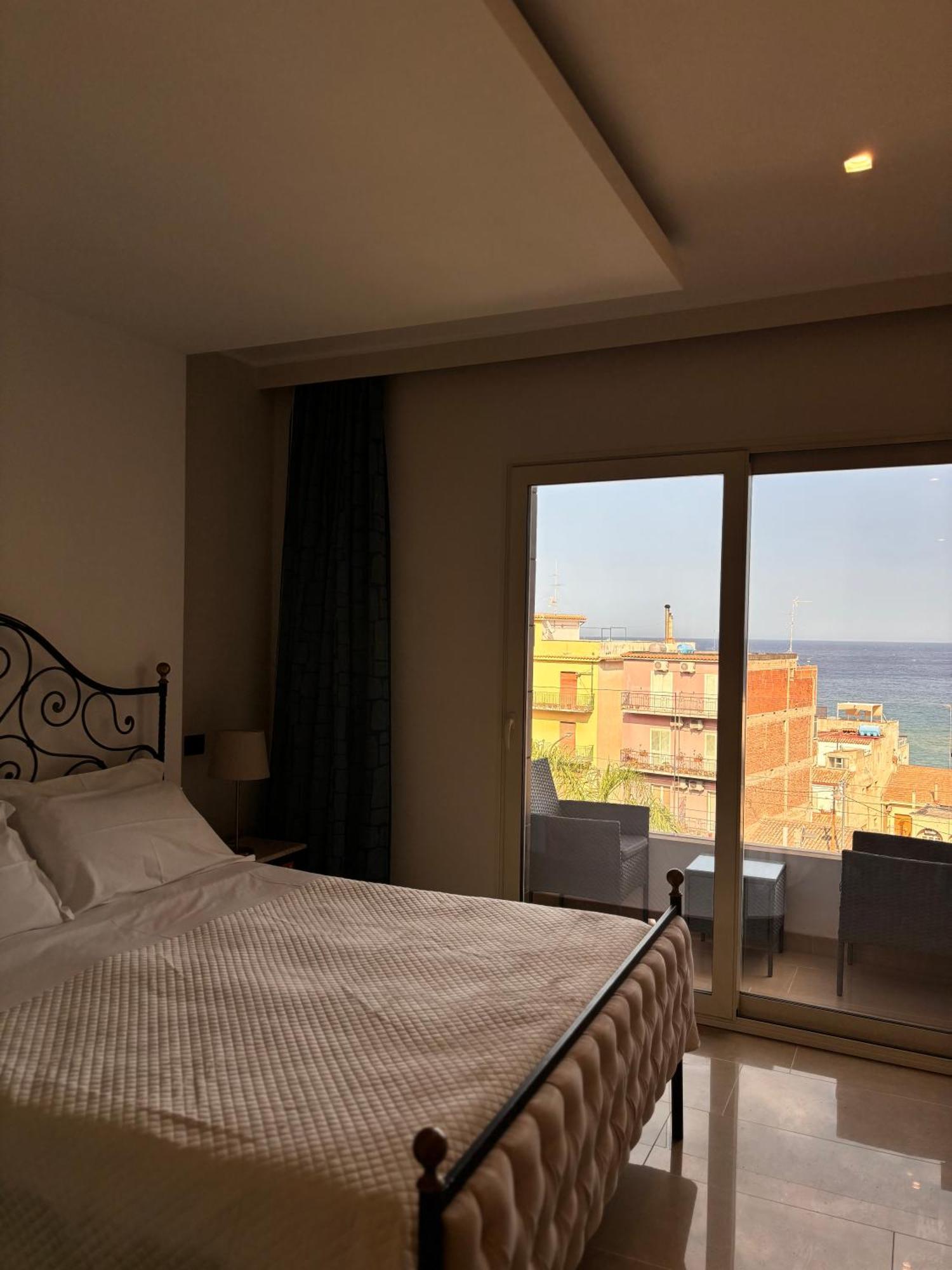 Ig - "Villa Don Antonio" Apartments Giardini Naxos Luaran gambar