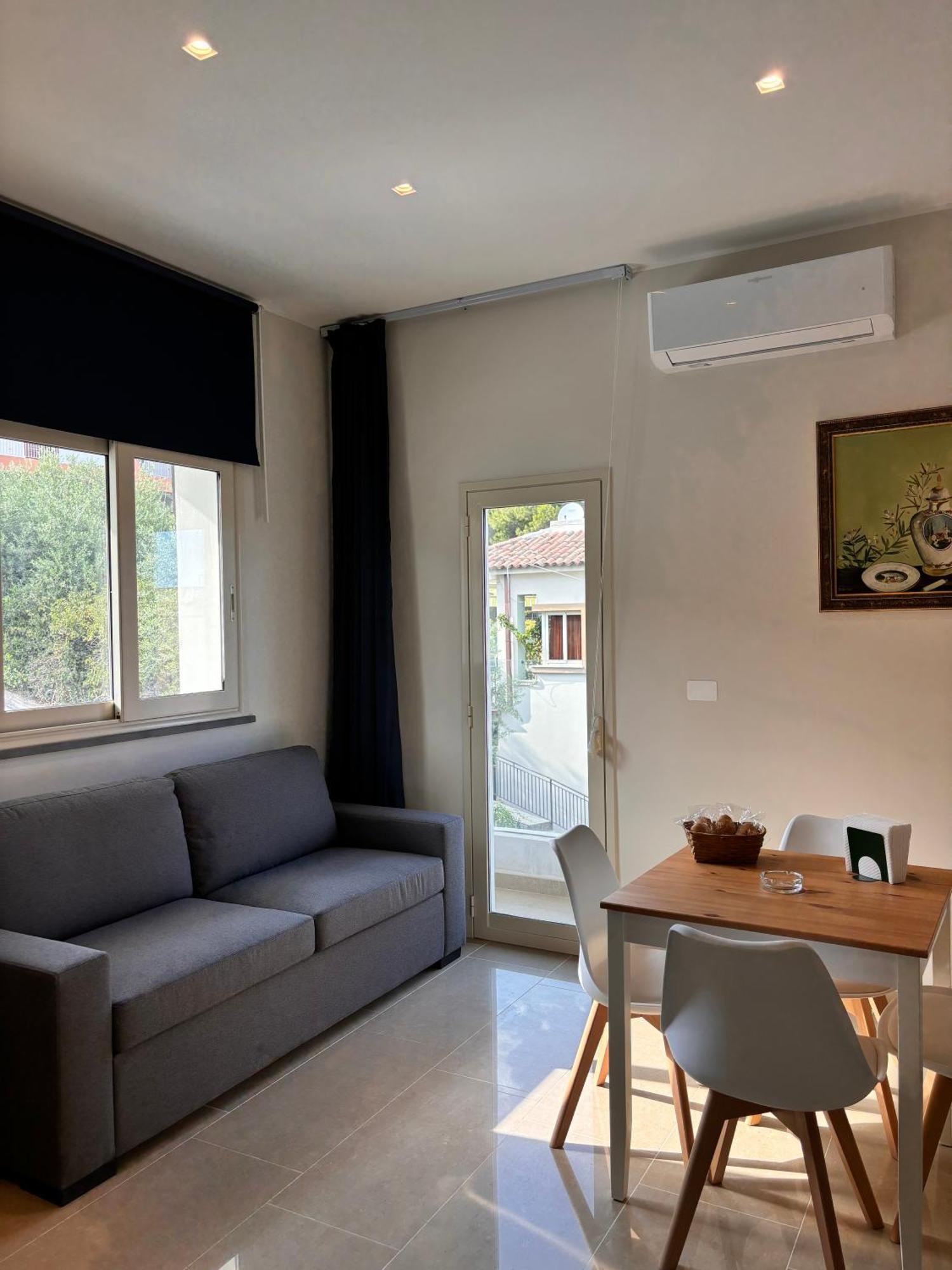 Ig - "Villa Don Antonio" Apartments Giardini Naxos Luaran gambar