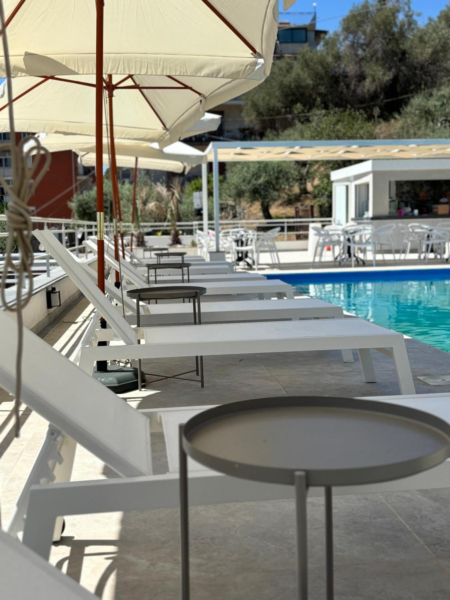 Ig - "Villa Don Antonio" Apartments Giardini Naxos Luaran gambar