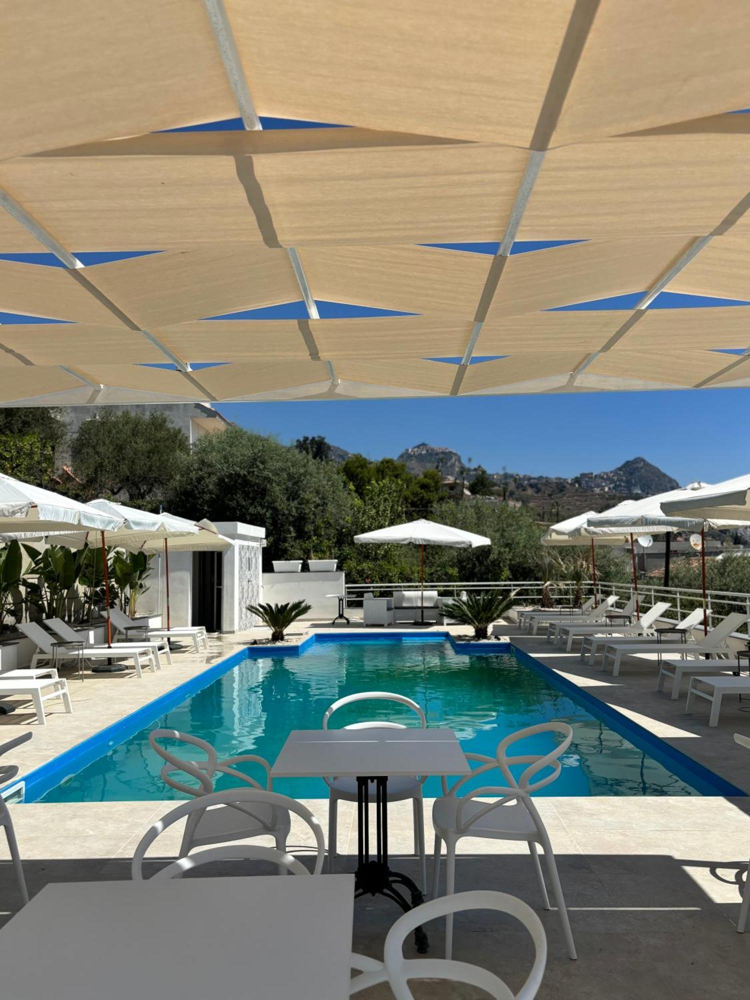 Ig - "Villa Don Antonio" Apartments Giardini Naxos Luaran gambar